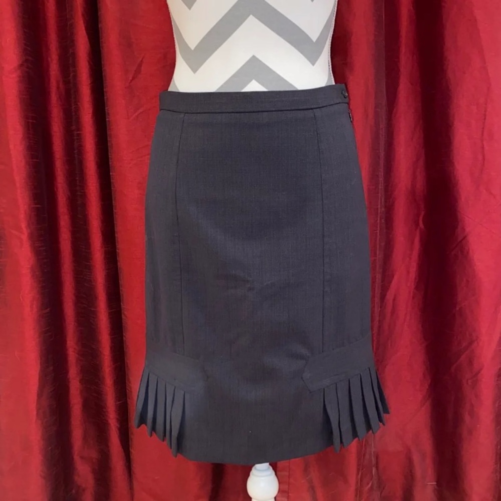 MAX STUDIO Knee Length Pencil Skirt